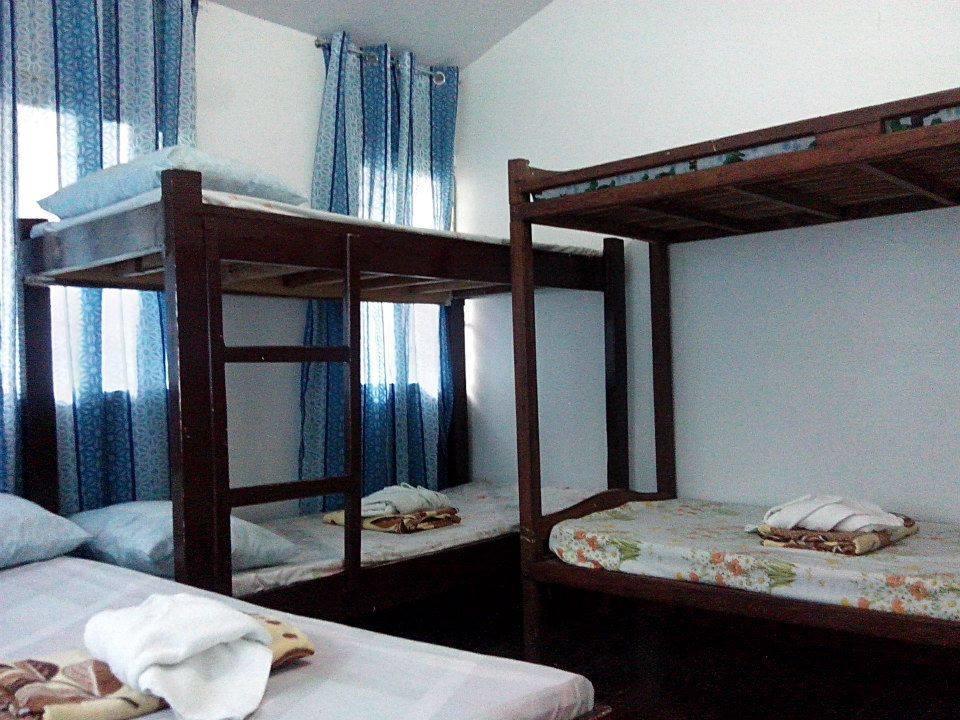 อัลมอนเต ทรานเซียนต์ เฮาส์ Hostel Puerto Princesa ภายนอก รูปภาพ
