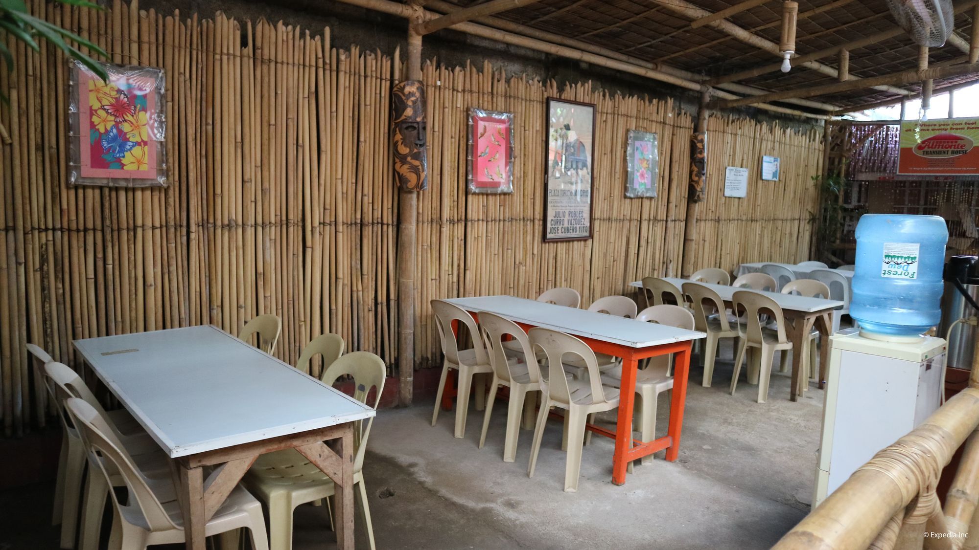 อัลมอนเต ทรานเซียนต์ เฮาส์ Hostel Puerto Princesa ภายนอก รูปภาพ