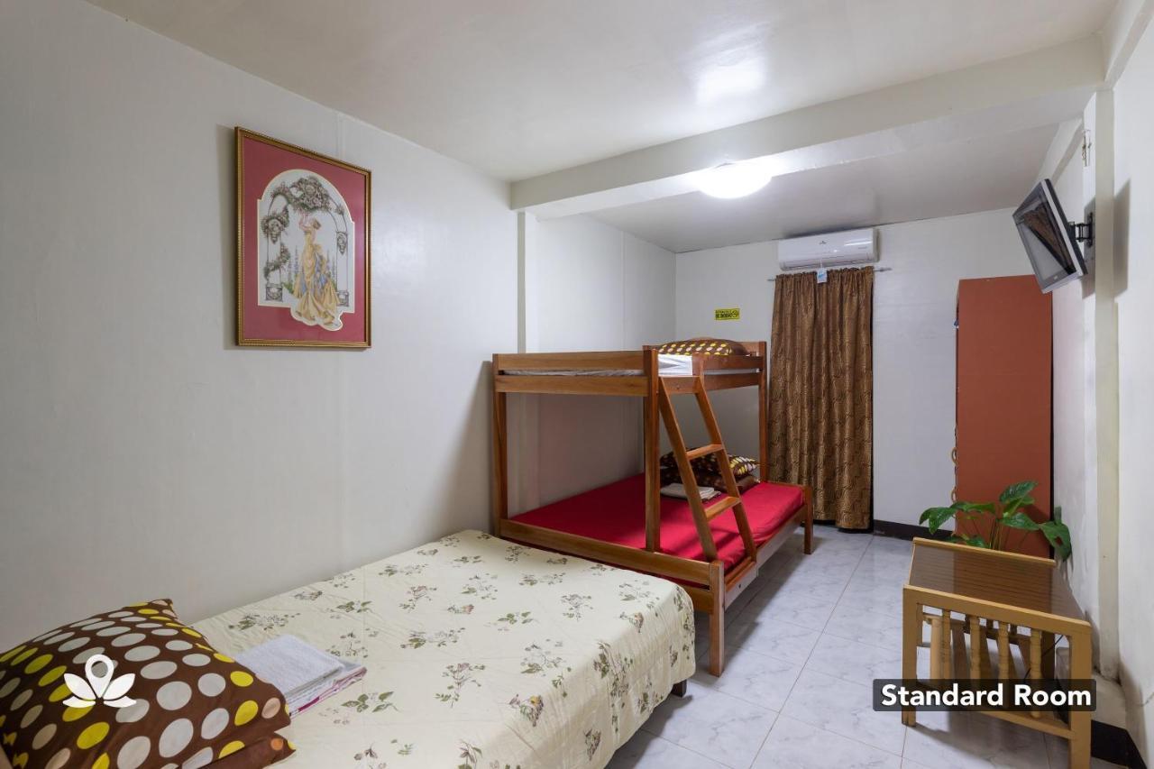 อัลมอนเต ทรานเซียนต์ เฮาส์ Hostel Puerto Princesa ภายนอก รูปภาพ