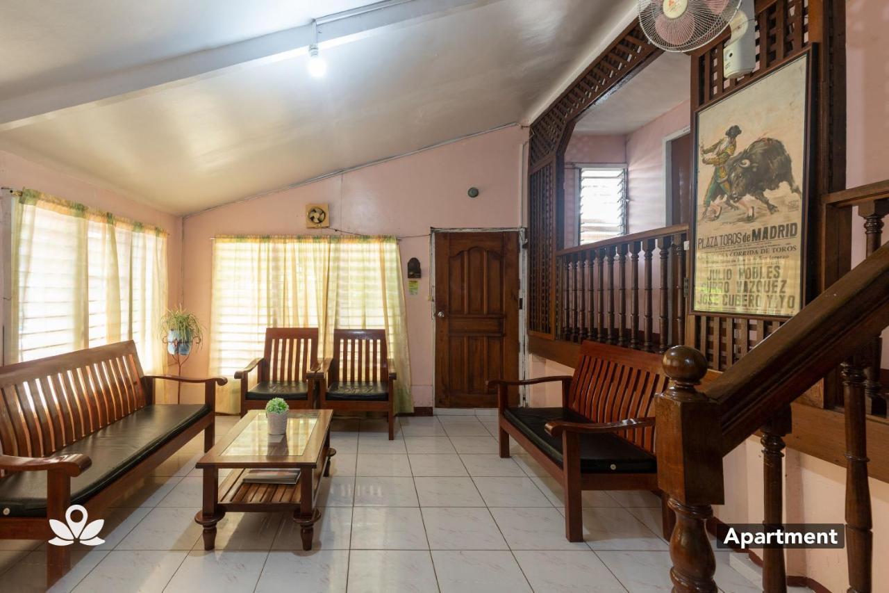 อัลมอนเต ทรานเซียนต์ เฮาส์ Hostel Puerto Princesa ภายนอก รูปภาพ